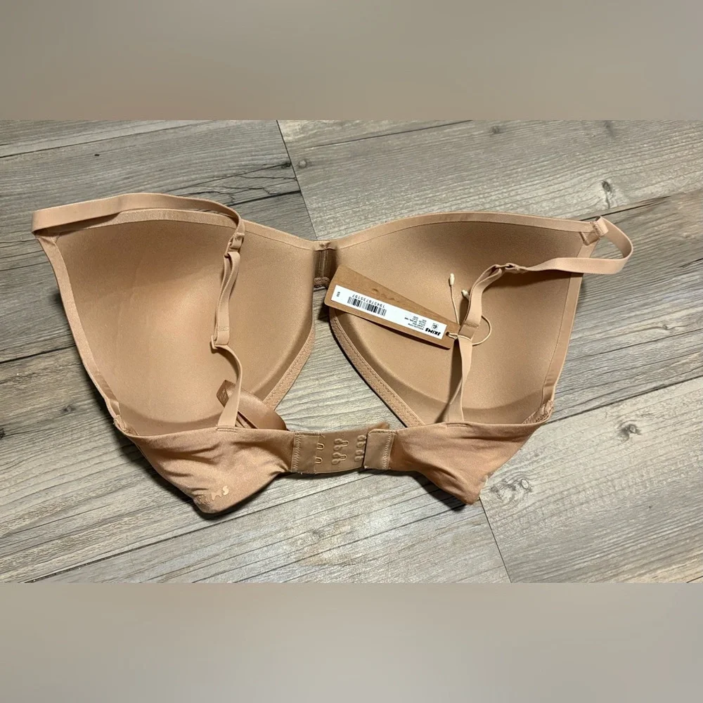 SKIMS Kim Kardashian wireless form 32DD new with tags - Picture 2 of 4